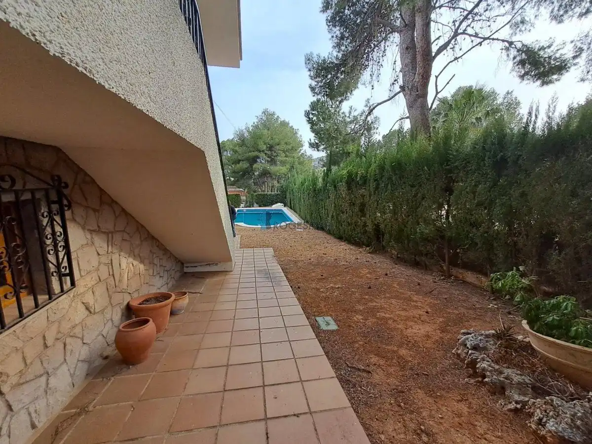 Jardín de Casa o chalet en venta en Benicasim / Benicàssim con Jardín privado, Terraza y Piscina