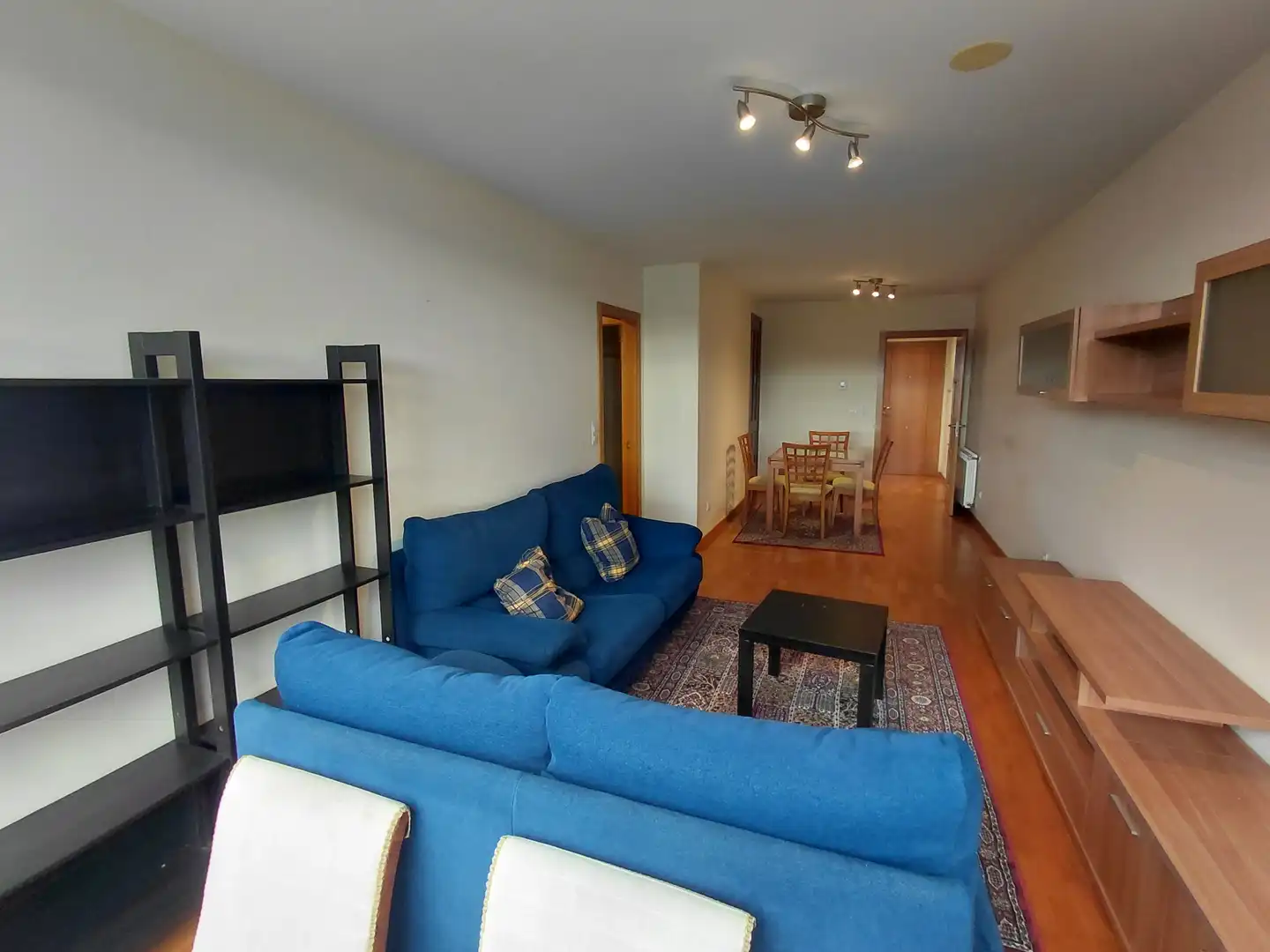 Wohnzimmer von Wohnung zum Verkauf in Oleiros mit Heizung, Parkett und Möbliert
