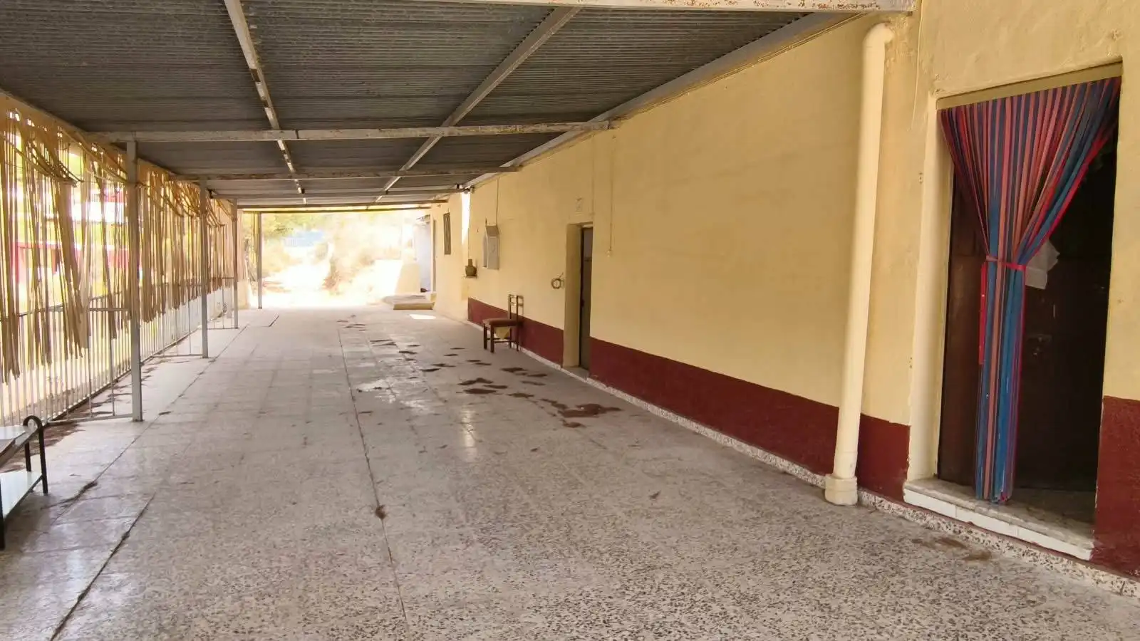 Casa rústica con jardín en venta en Crevillent