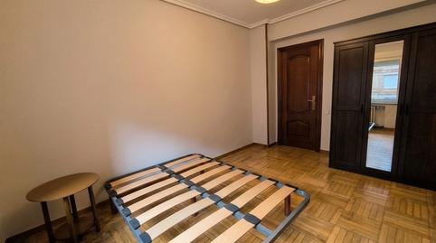 Photo 5 of Flat to rent in Calle Foncalada, Salesas - Foncalada - Campoamor, Oviedo