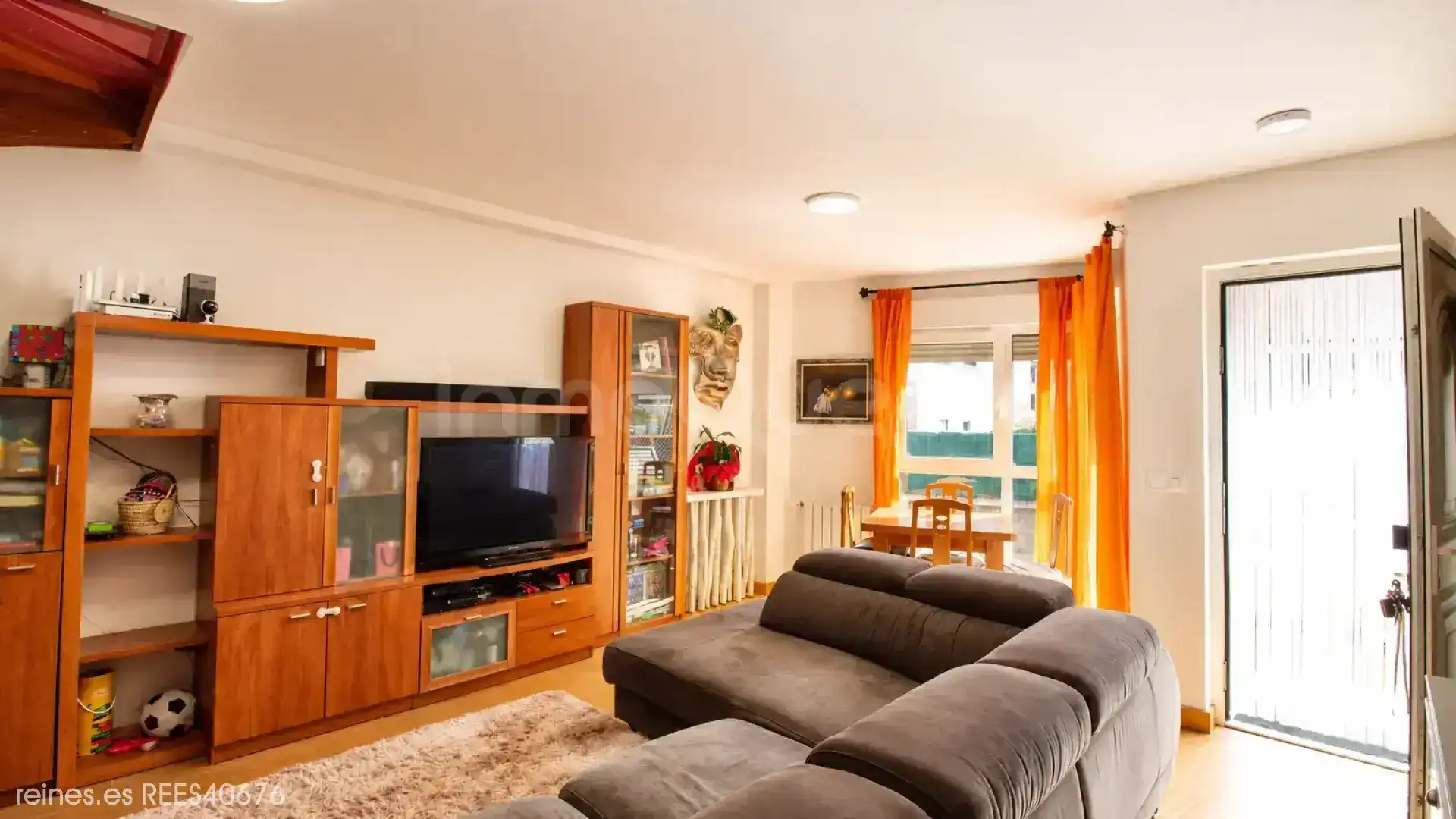 Sala de estar de Casa adosada en venta en Piélagos con Calefacción, Terraza y Amueblado