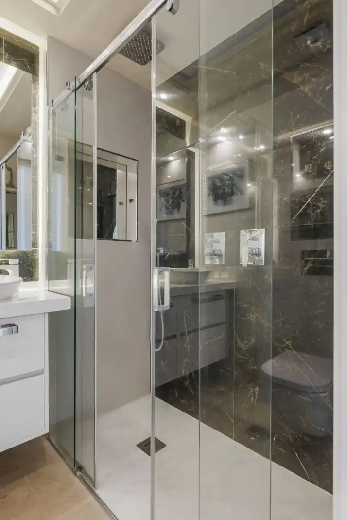 Apartamento con terraza en venta en Selwo, imagen 16