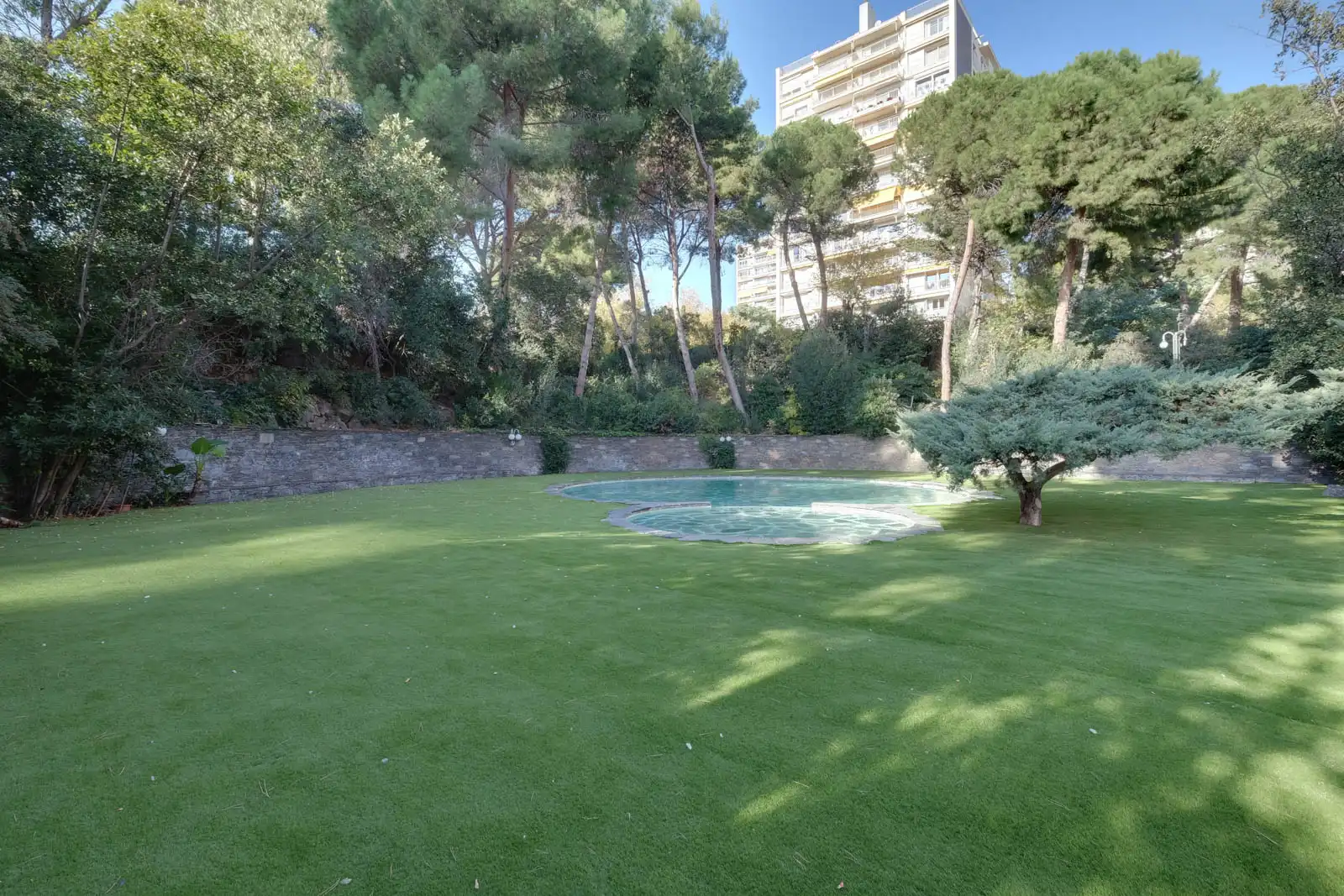Garten von Wohnung zum Verkauf in Barcelona mit Klimaanlage, Heizung und Parkett