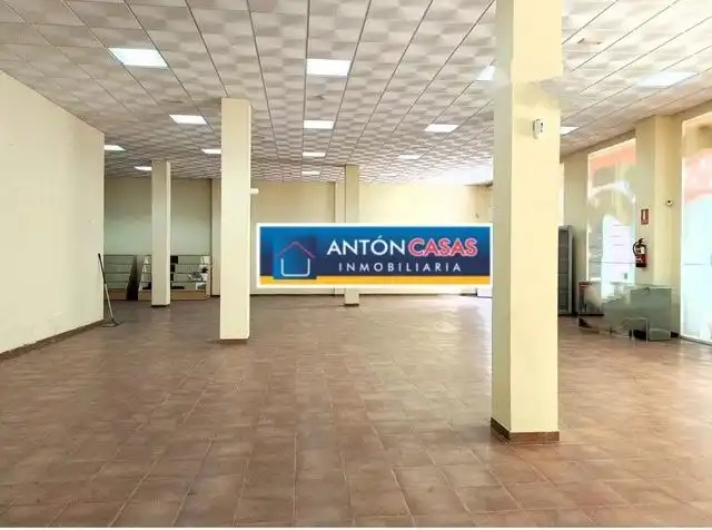 Local comercial en venda a Centro