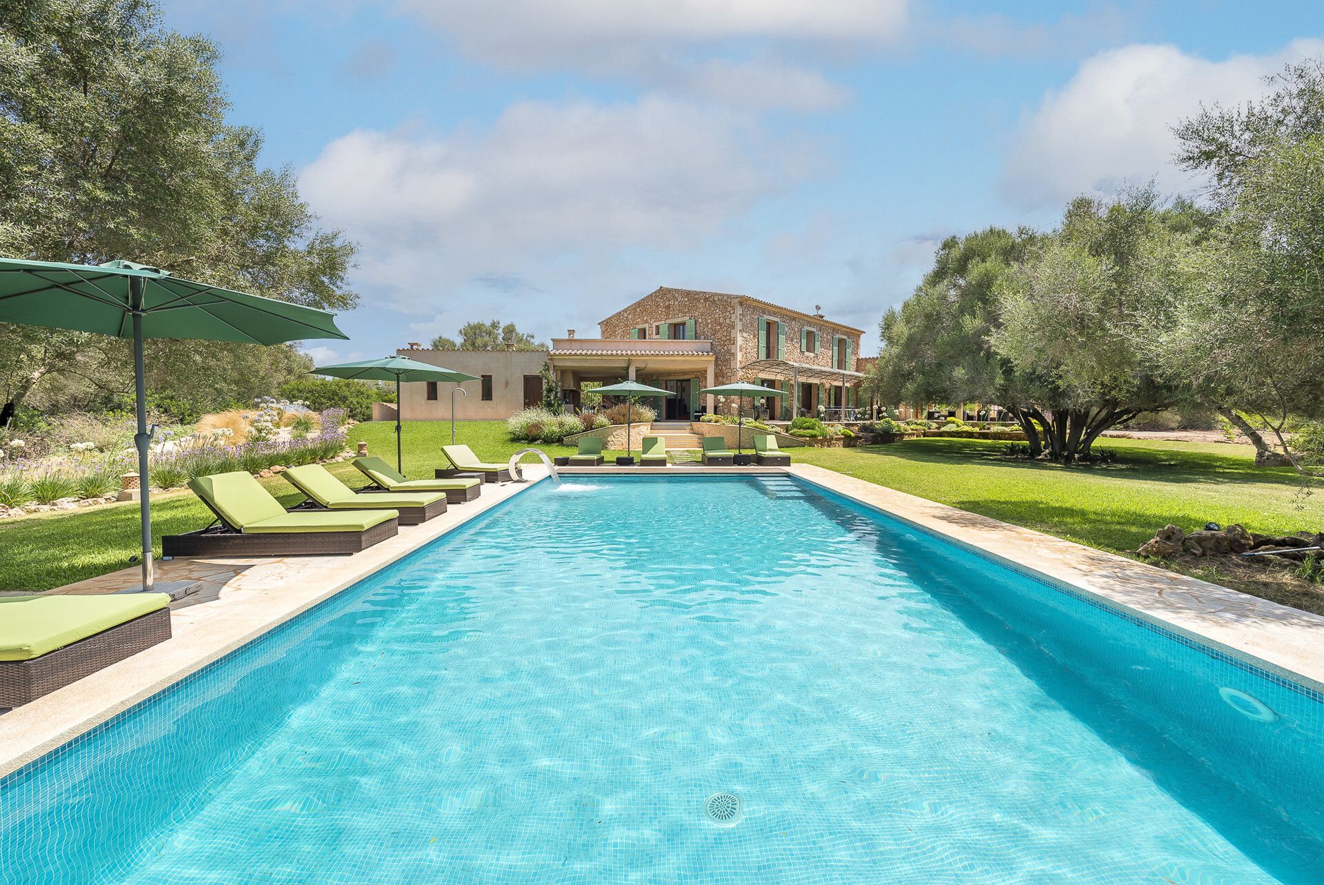 Swimming pool of House or chalet for sale in Felanitx  with Air Conditioner and Heating
