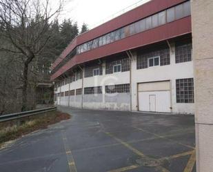 Vista exterior de Nau industrial en venda en Eskoriatza