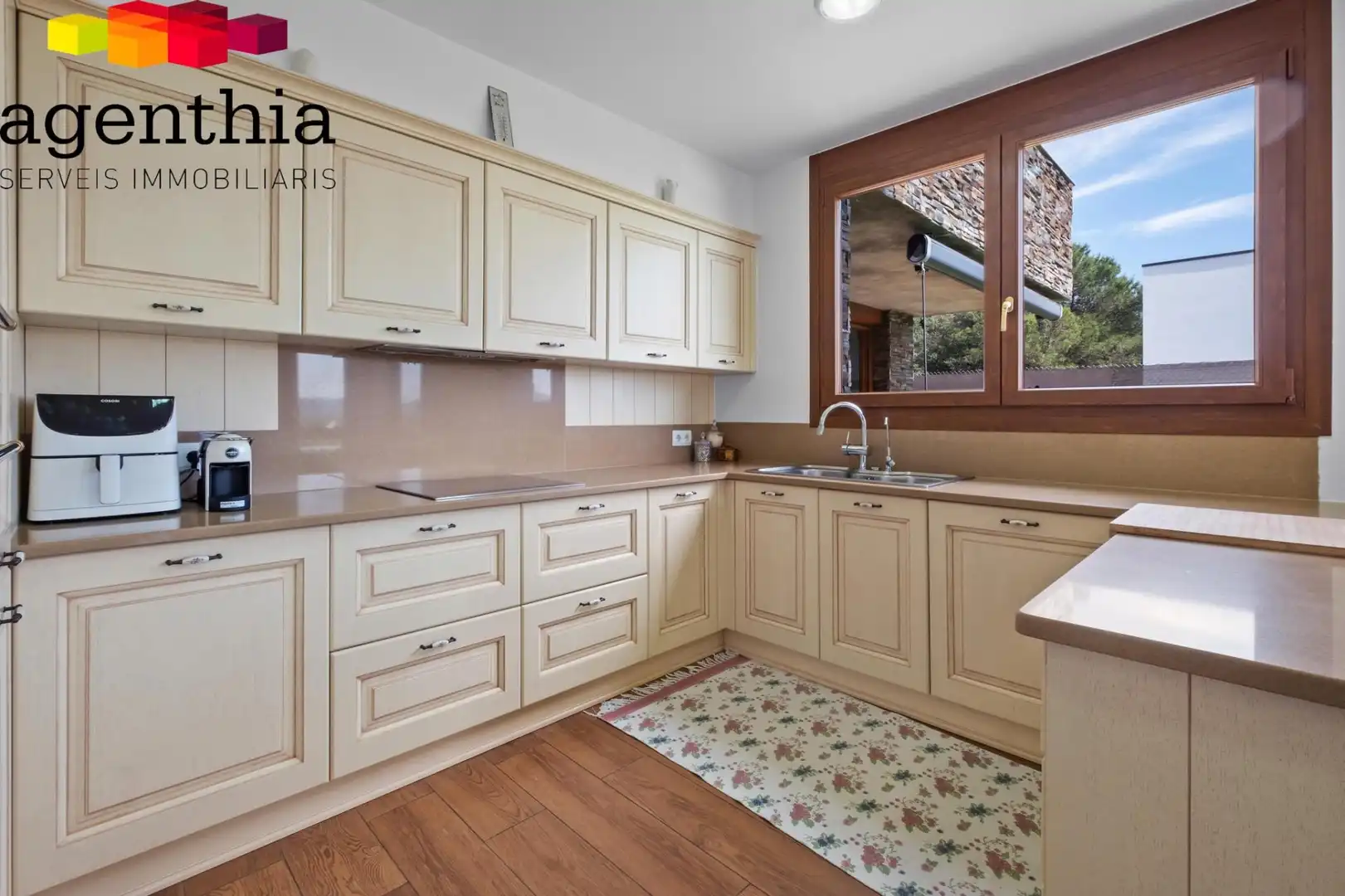 Cocina de Casa o chalet en venta en Cervià de Ter con Aire acondicionado, Calefacción y Terraza