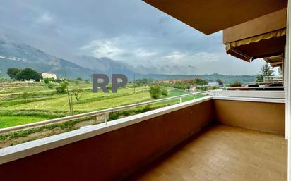 Exterior view of Flat for sale in Centelles  with Terrace and Storage room