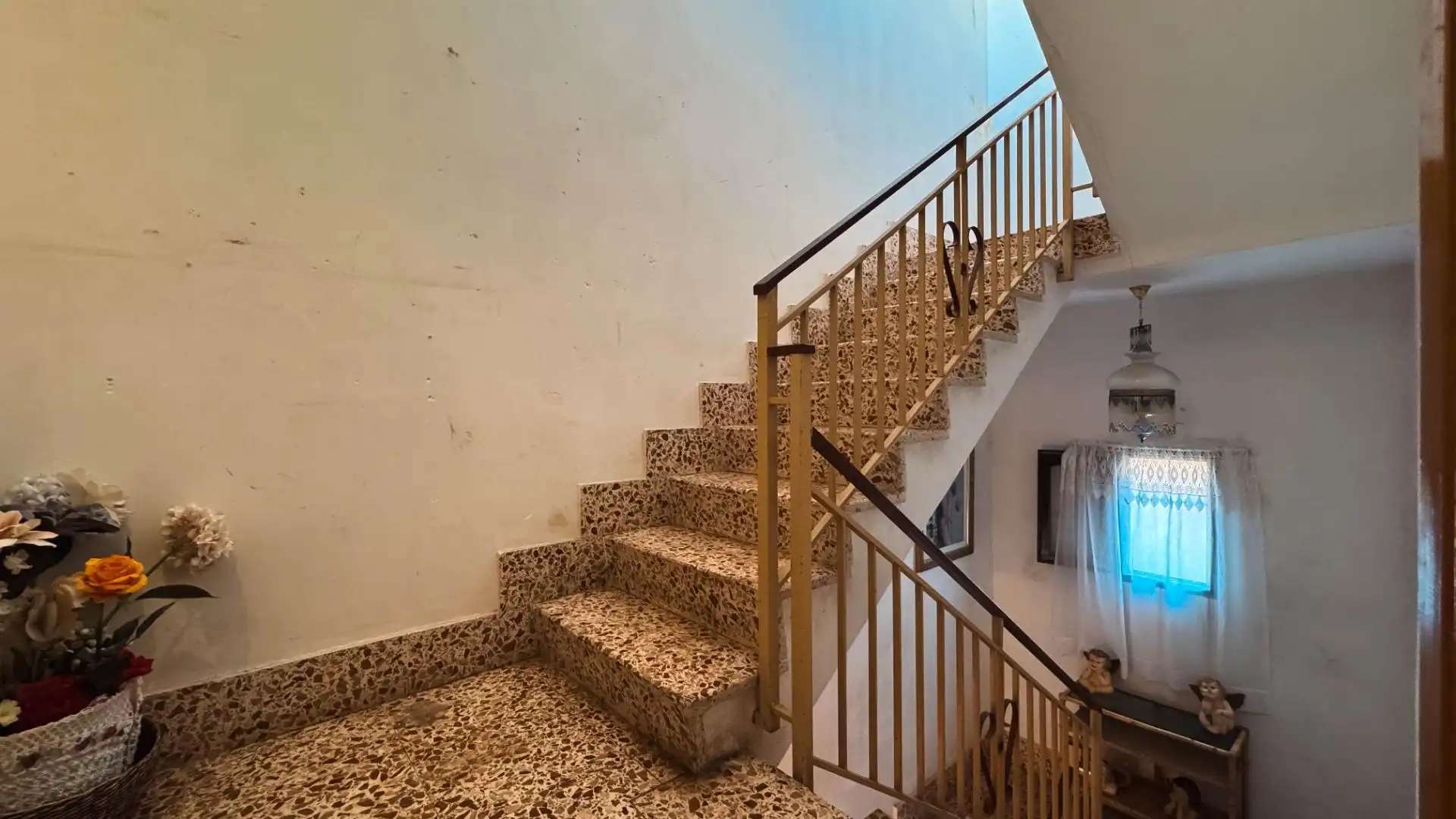 Houses for sale in Abanilla  with Private garden, Terrace and Furnished