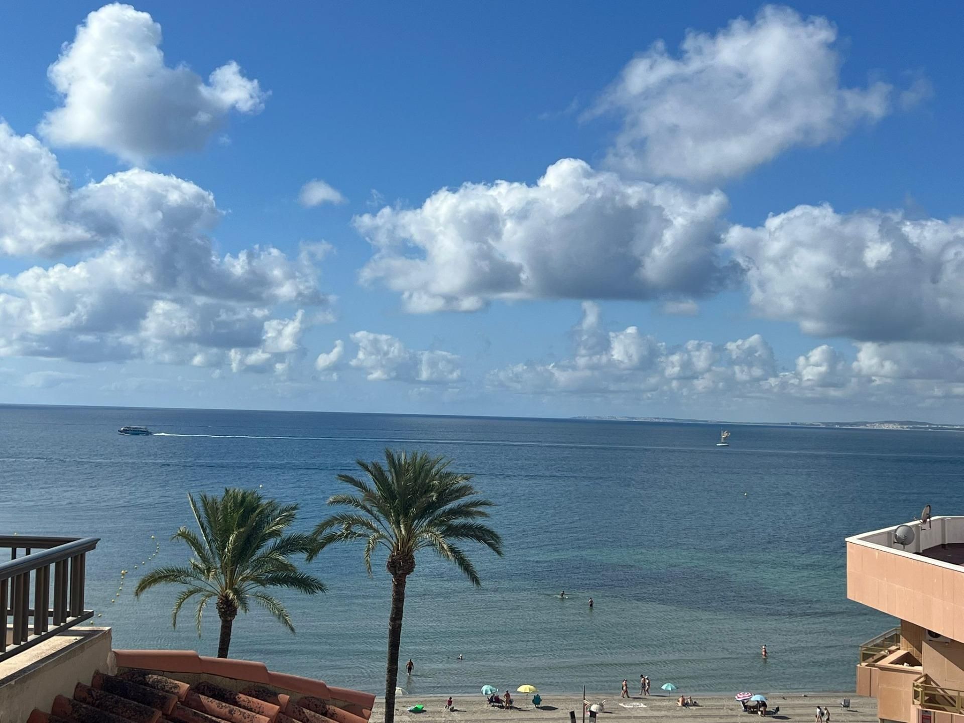 Vista exterior de Pis en venda en Santa Pola amb Aire condicionat, Calefacció i Terrassa