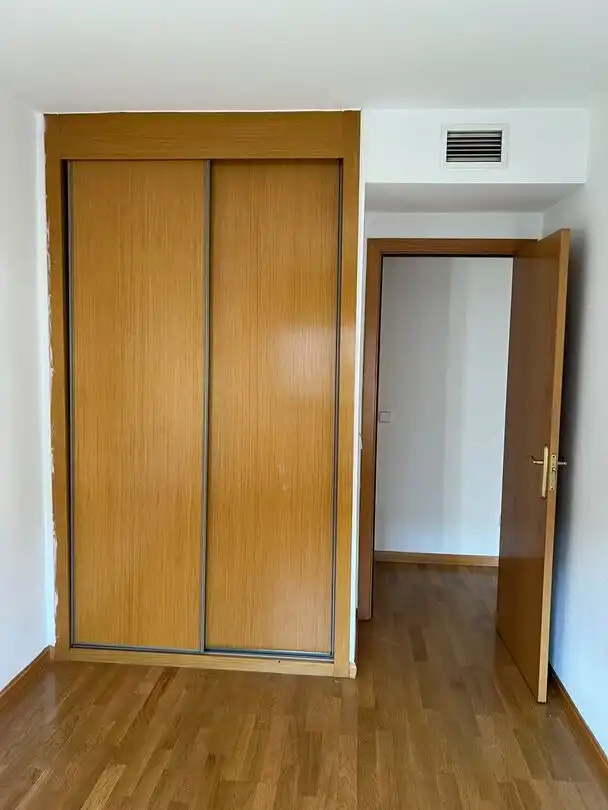 Flat for rent in Madrid  with Air Conditioner, Heating and Private garden