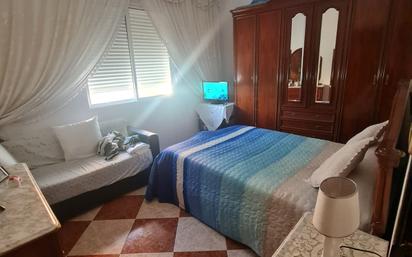 Schlafzimmer von Wohnung zum verkauf in  Ceuta Capital mit Möbliert