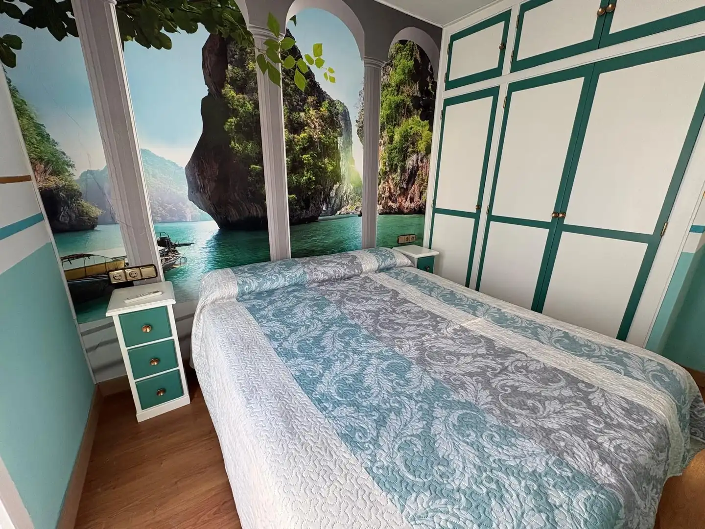 Bedroom of Flat for sale in Córdoba  with Air Conditioner, Heating and Storage room