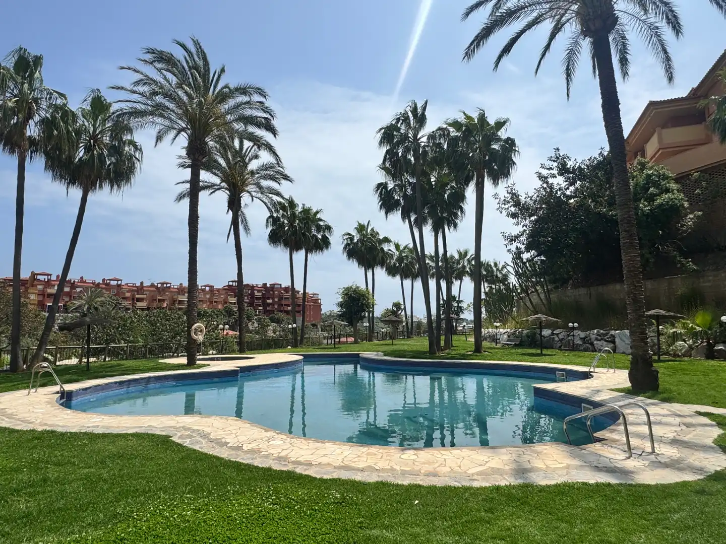 Garten von Erdgeschoss zum Verkauf in Marbella mit Klimaanlage, Privatgarten und Abstellraum