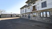 Exterior view of House or chalet for sale in Santa Cruz de Bezana  with Air Conditioner, Heating and Private garden