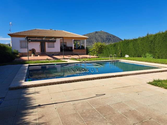 Casa-chalet en Venta en Las Vegas - Campoaras
