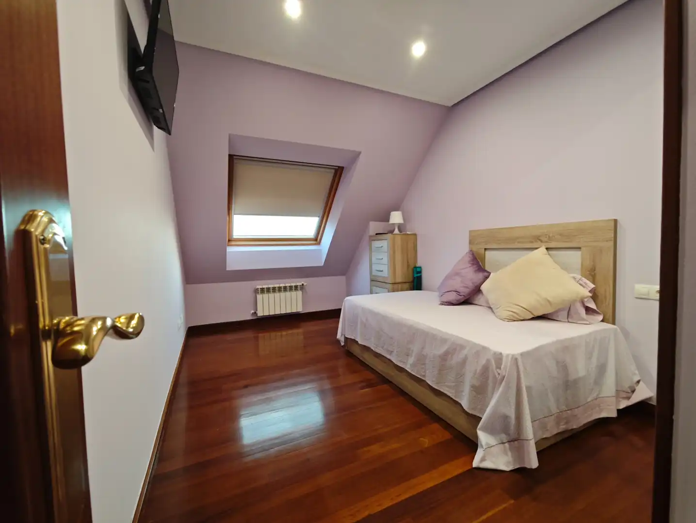 Habitación de Piso en venta en Narón con Calefacción, Parquet y Trastero