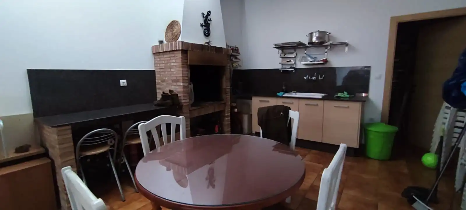 Cuina de Casa adosada en venda en La Vall d'Uixó amb Aire condicionat i Terrassa