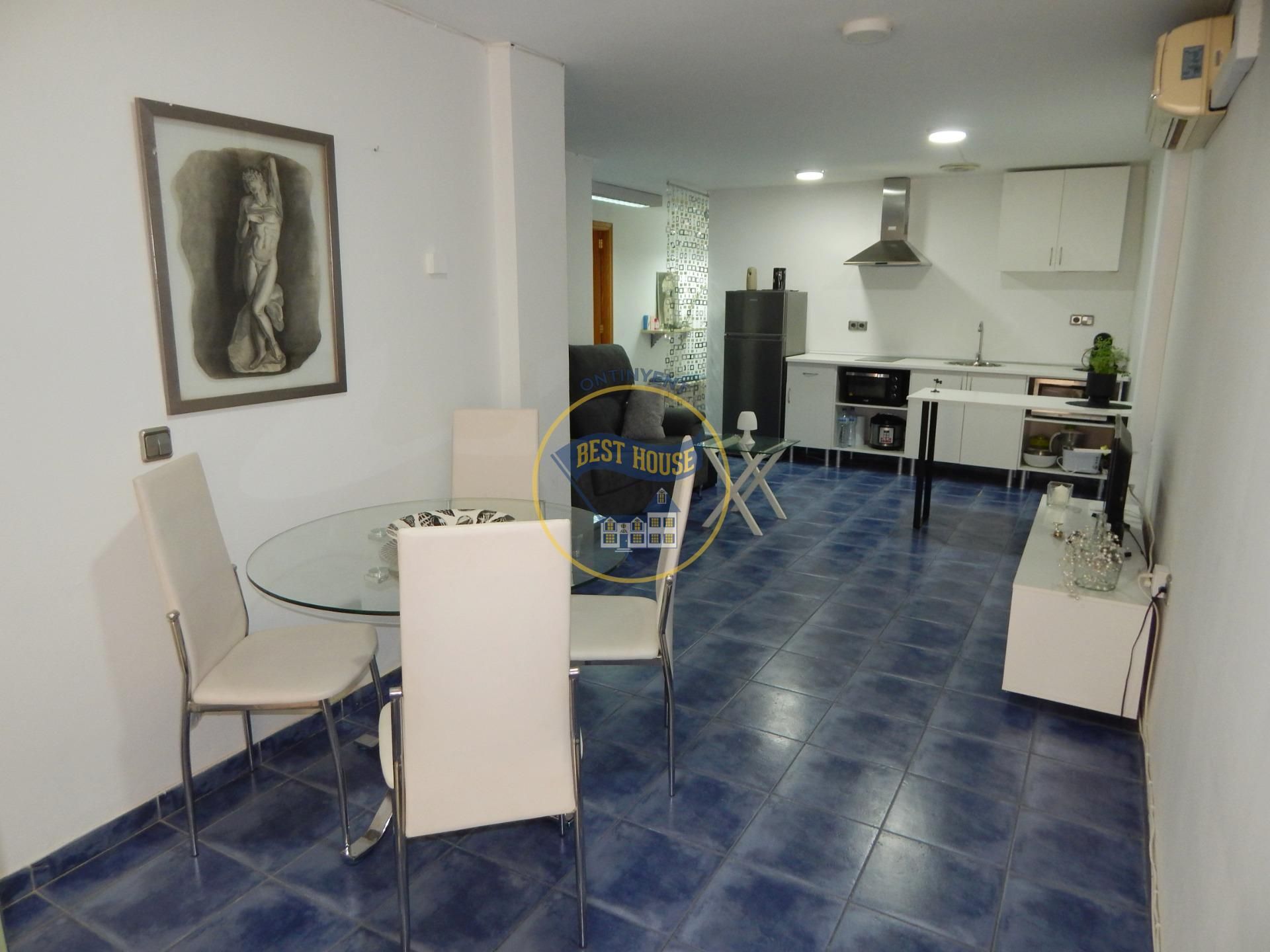 Planta baja for sale in Ontinyent  with Air Conditioner and Storage room