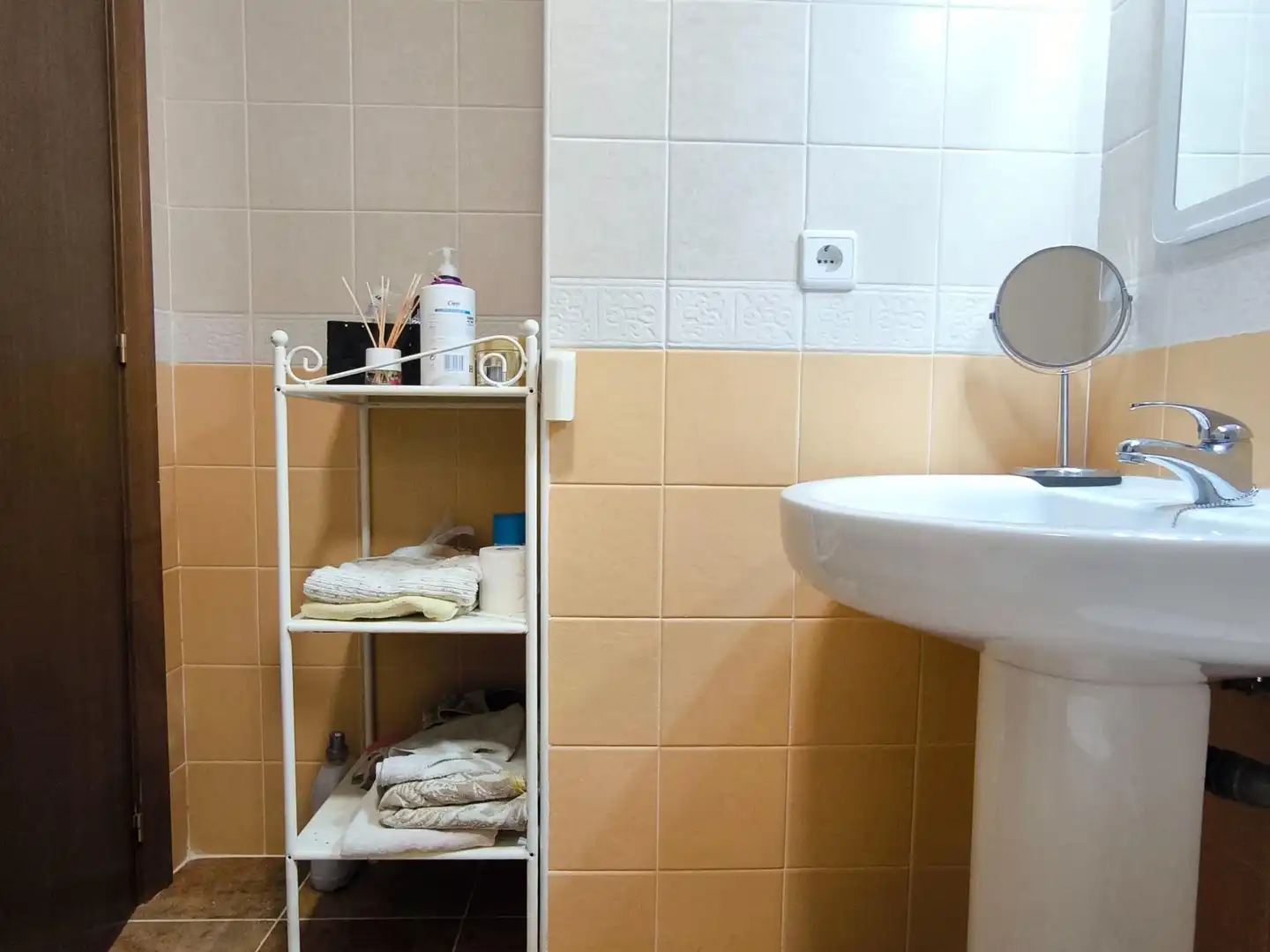Badezimmer von Wohnungen zum Verkauf in Ayamonte mit Terrasse, Möbliert und Gemeinschaftspool