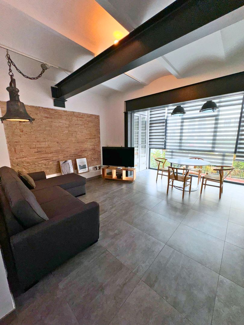 Sala d'estar de Pis de lloguer en  Barcelona Capital amb Aire condicionat, Calefacció i Parquet