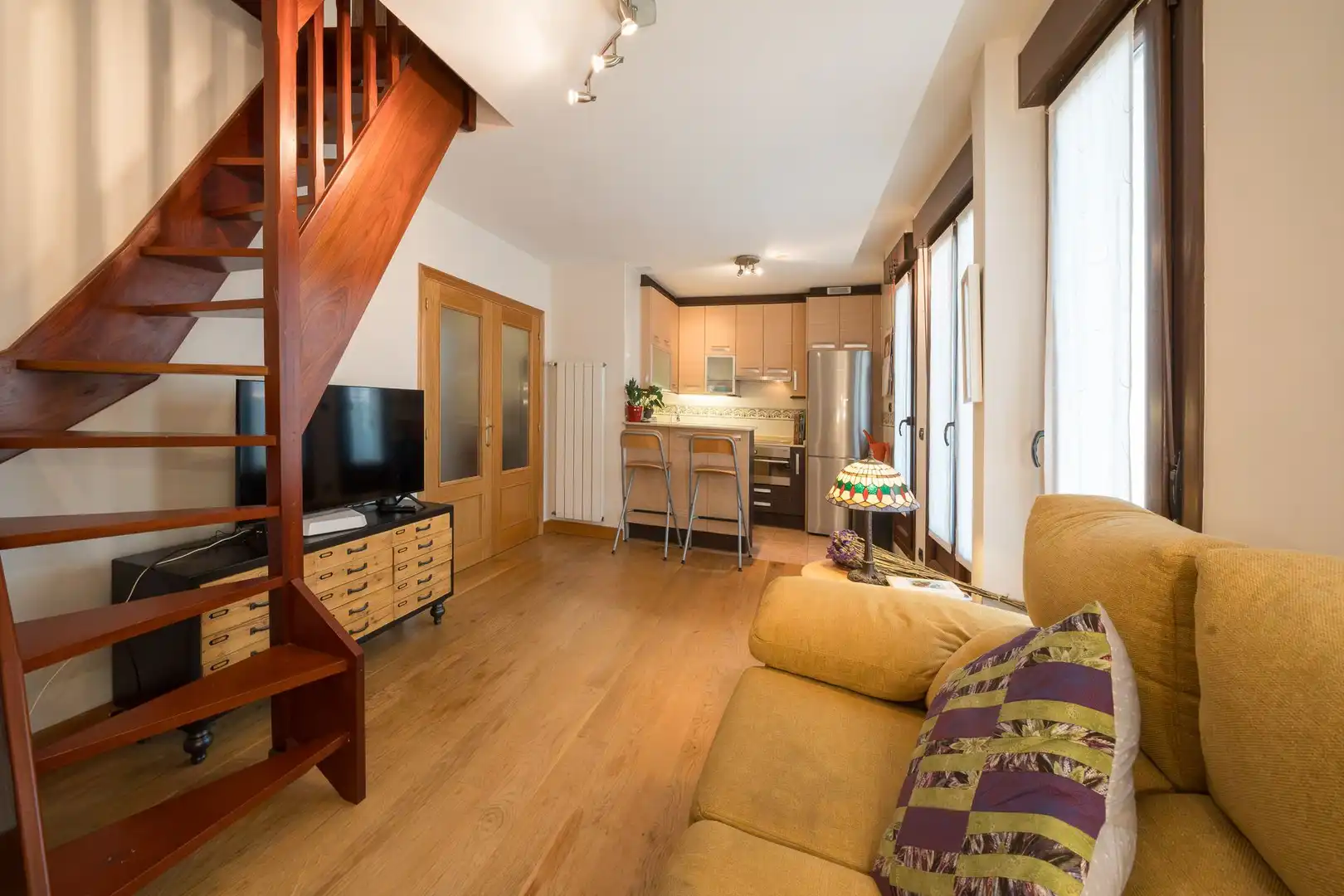 Sala d'estar de Pis en venda en Bilbao  amb Calefacció i Terrassa