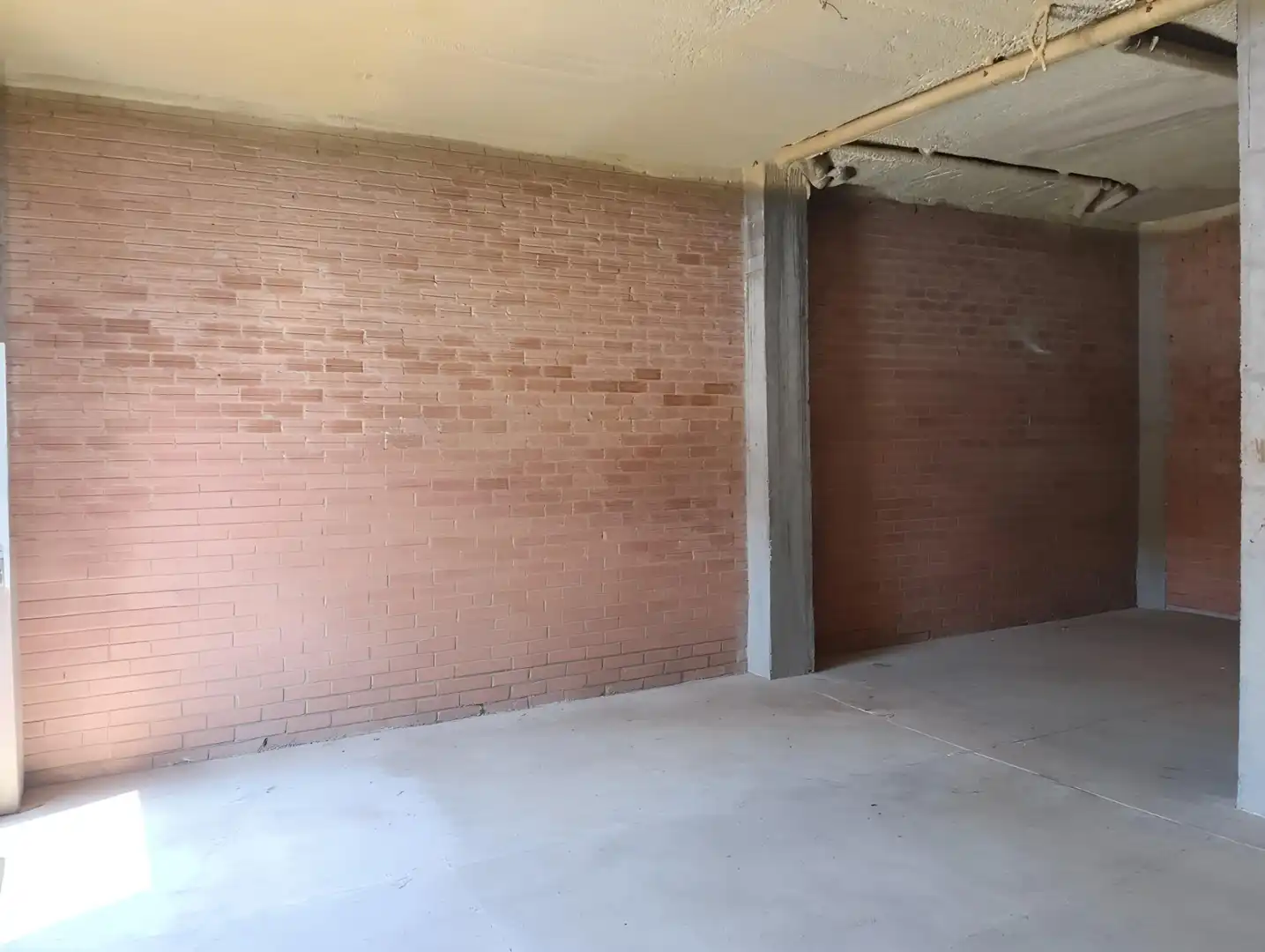 Local comercial de lloguer a Illera, imagen 2