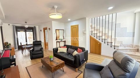 Foto 2 de Casa adosada en venta en García Lorca, Cenicientos, Madrid