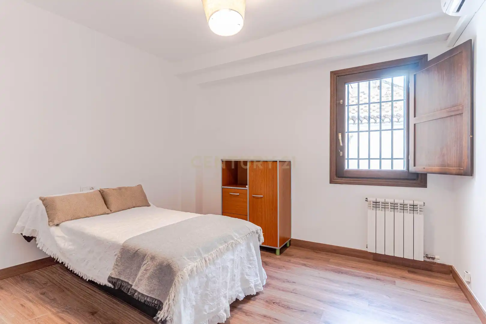 Bedroom of Apartments for sale in La Zubia Ciudad