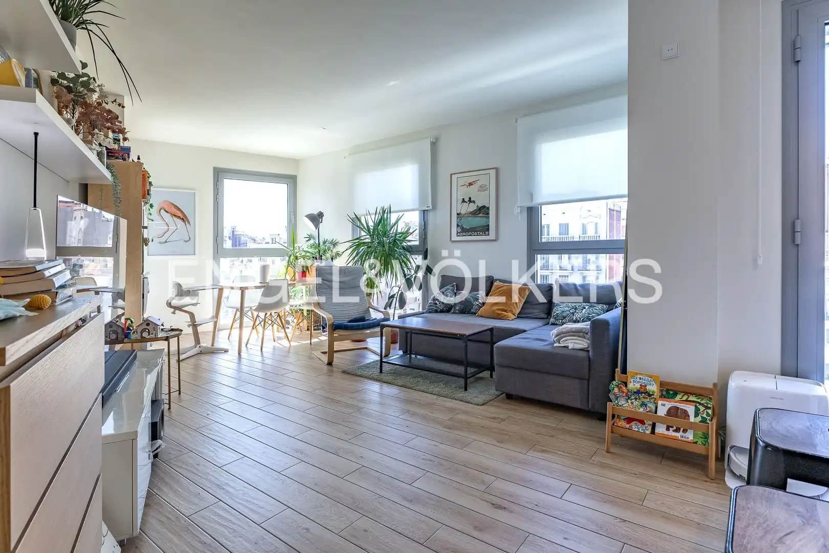 Flat with terrace for sale in Sant Martí
