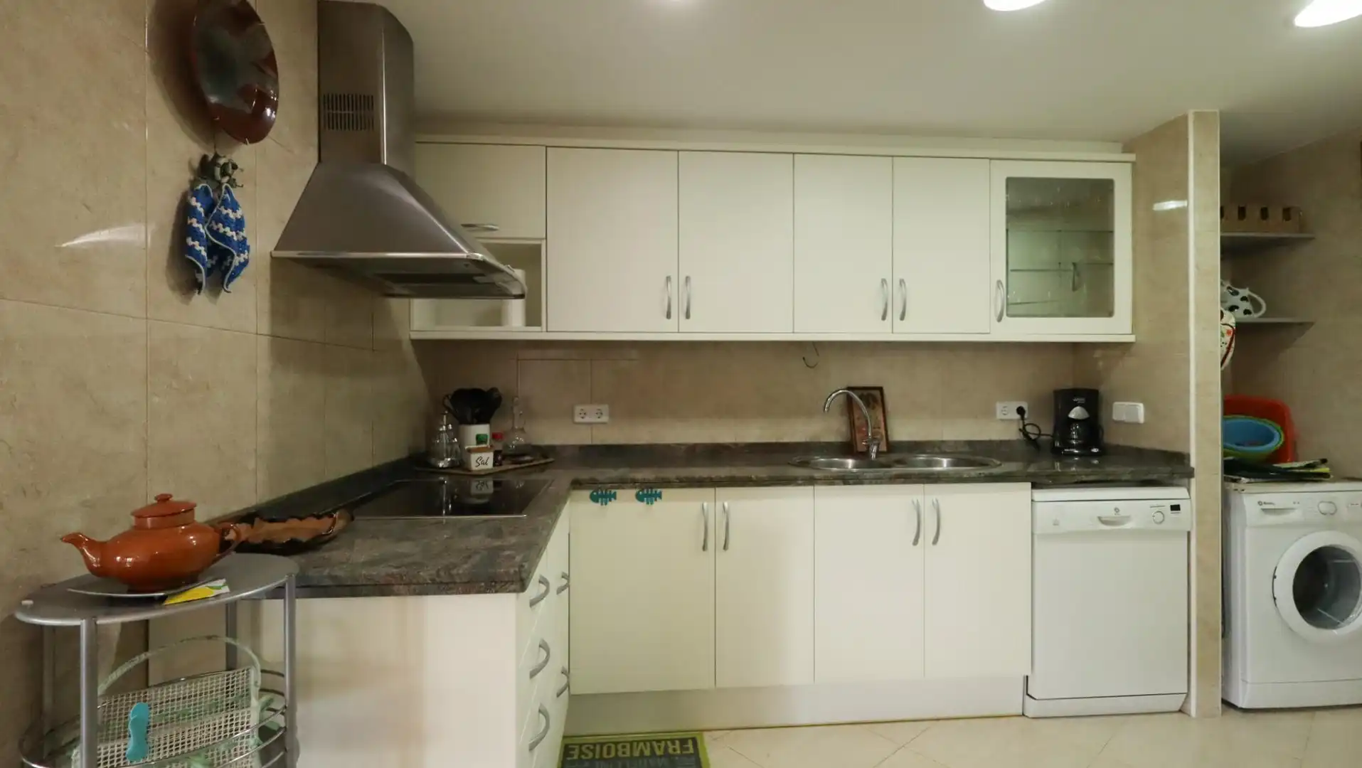 Kitchen of Flat for sale in Llançà  with Heating, Terrace and Furnished