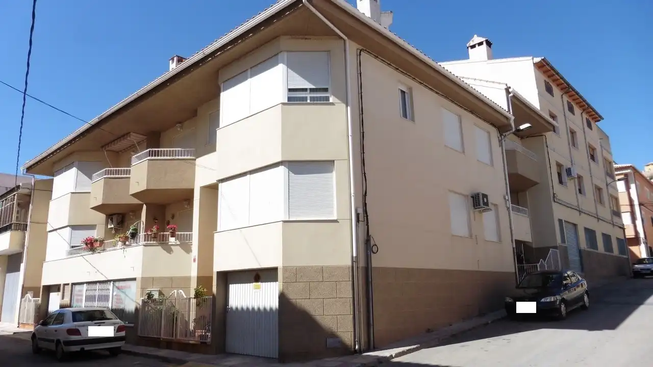 Local comercial en venta en C/ Hermanos Quintero
