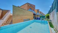 Swimming pool of Single-family semi-detached for sale in Beriáin  with Heating, Parquet flooring and Terrace