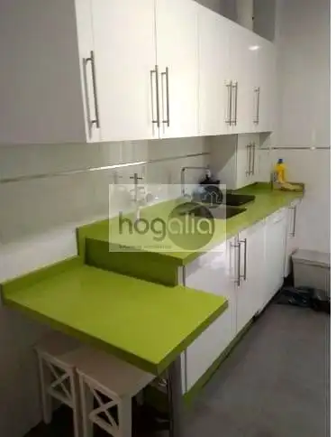Cuina de Planta baixa de lloguer en Nervión