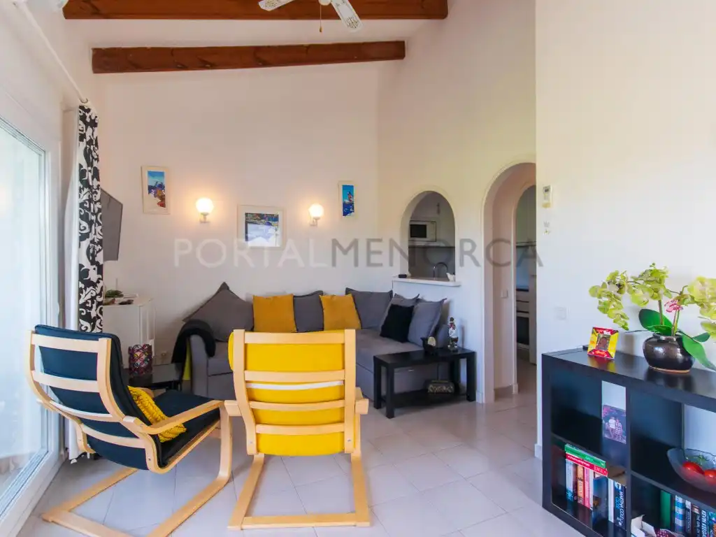 Sala d'estar de Apartament en venda en Es Mercadal amb Aire condicionat, Terrassa i Piscina