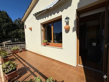 Xalet amb balcó en venda a Aiguafreda