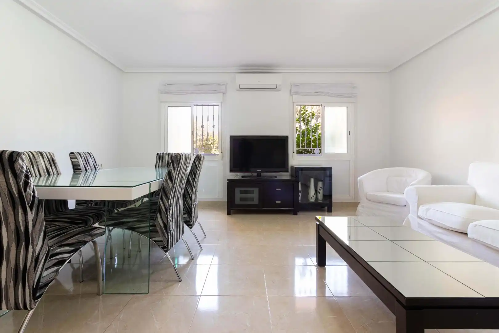 Room in Calle BARONIA DE POLOP, Virgen del Remedio - Parque Lo Morant
