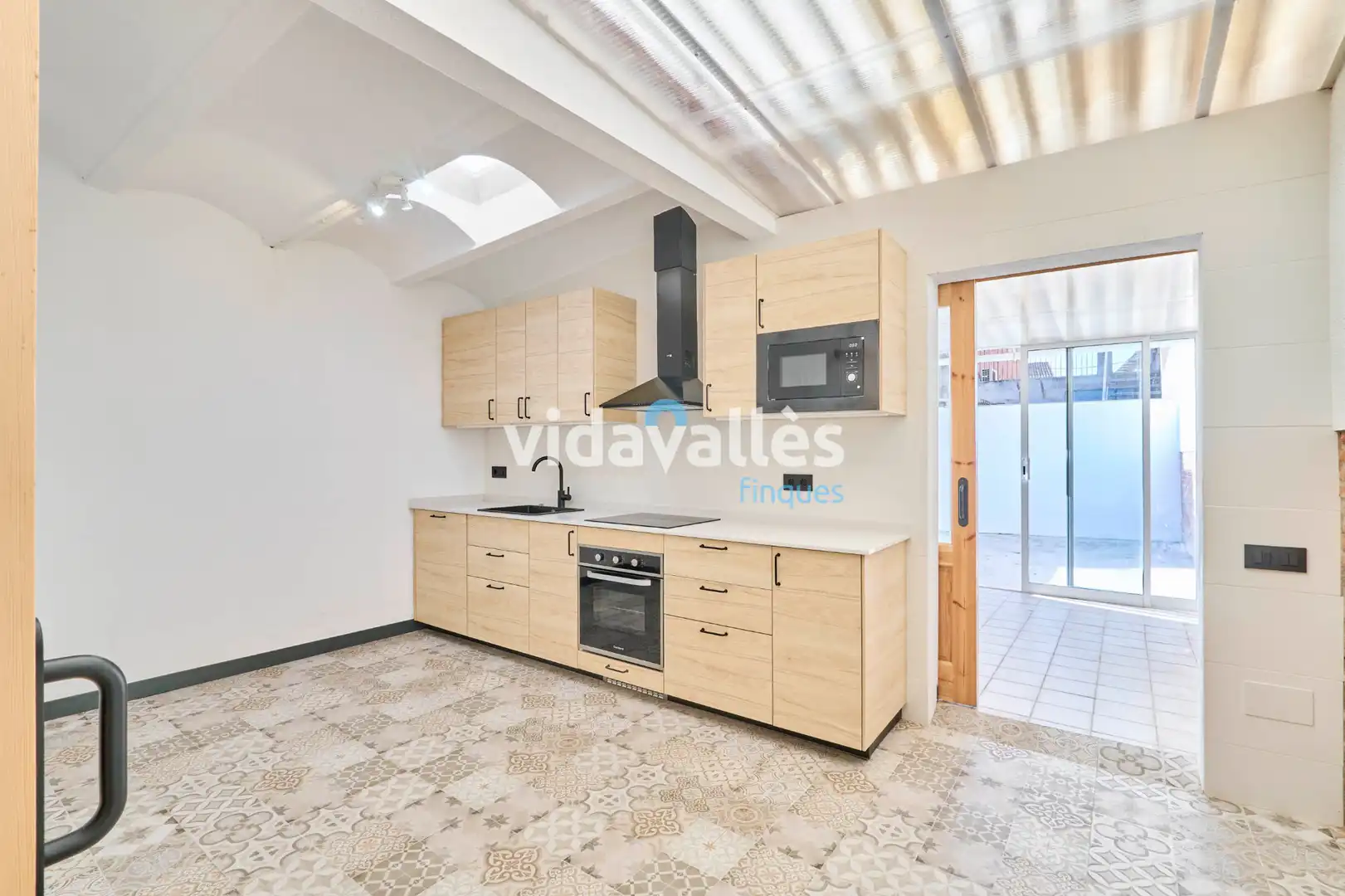 Cuina de Casa o xalet en venda en Llinars del Vallès amb Calefacció, Terrassa i Forn