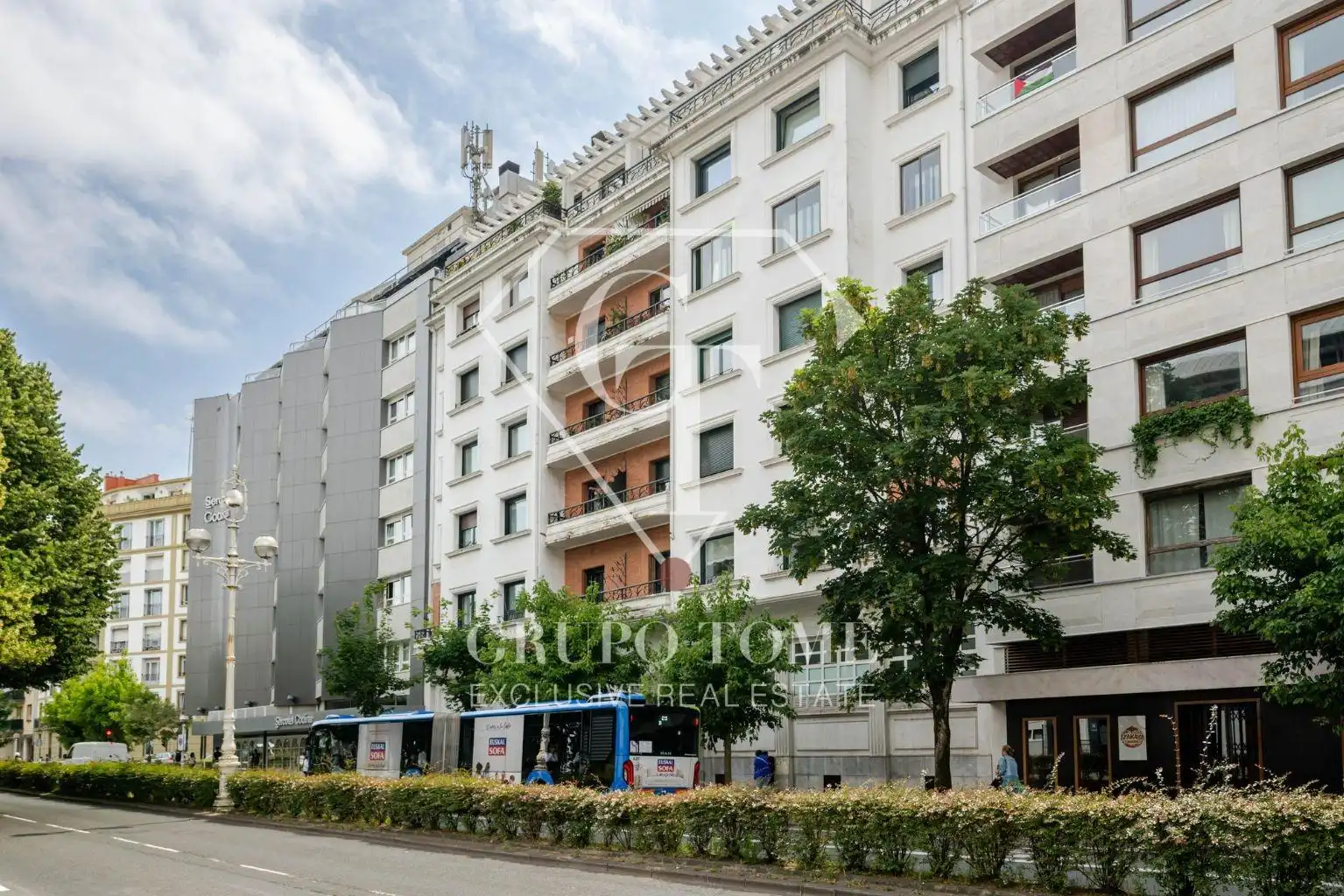 Vista exterior de Pis en venda en Donostia - San Sebastián  amb Calefacció