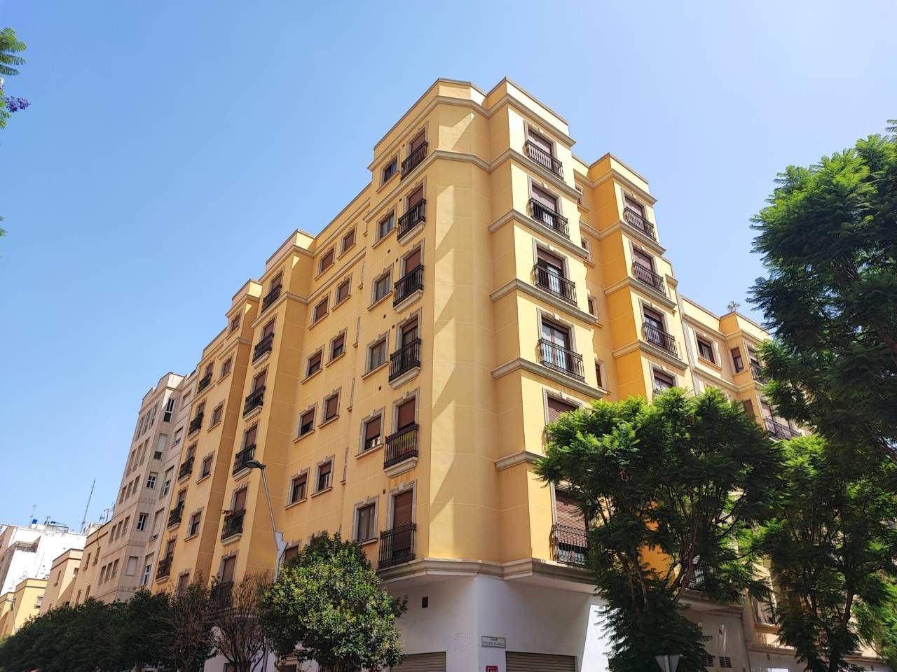 Exterior view of Flat for sale in  Almería Capital  with Heating and Balcony