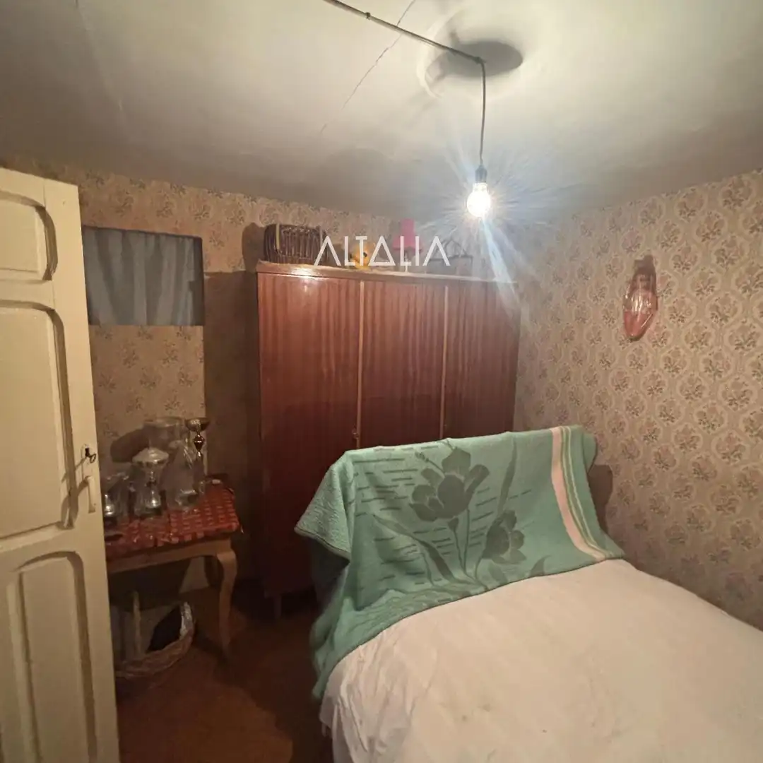 Dormitori de Casa o xalet en venda en Poyatos amb Calefacció, Terrassa i Traster