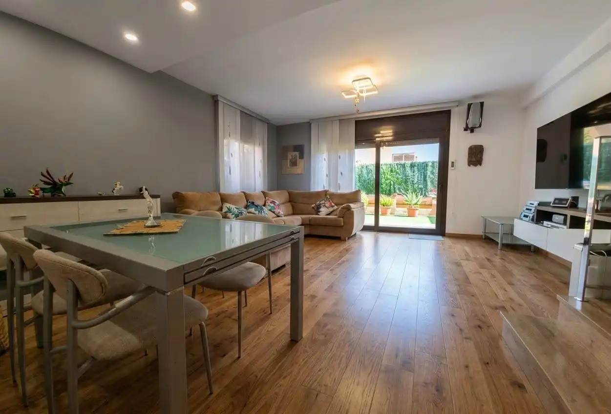 Maison mitoyenne avec jardin à vendre à Vilassar de Dalt, imagen 7