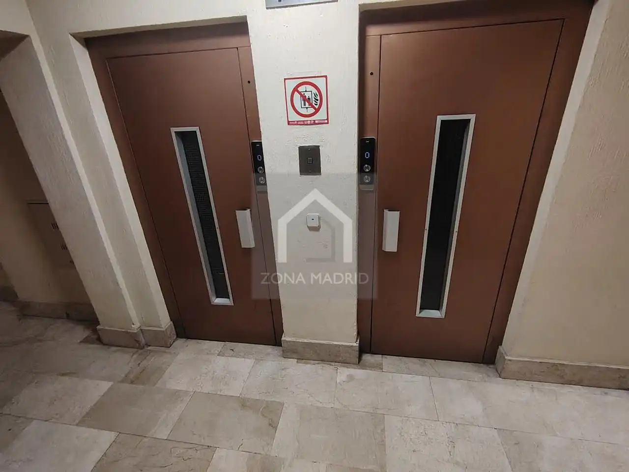 Piso en venta en Madrid con Terraza