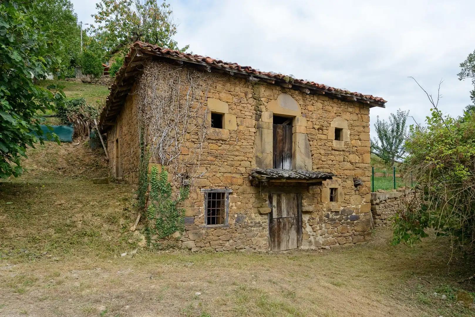 Vista exterior de Finca rústica en venda en Mieres (Asturias)