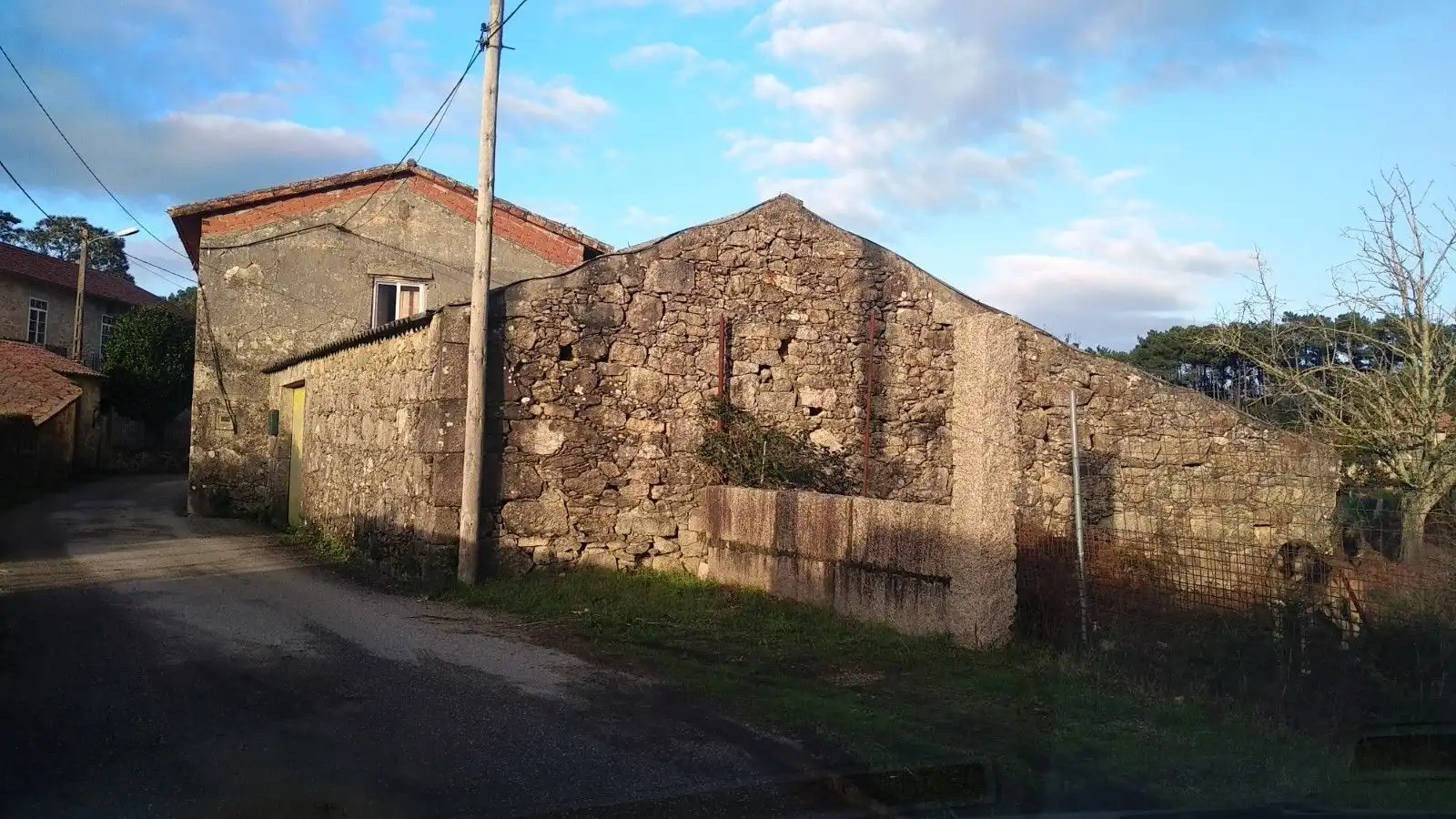 Casa rústica amb jardí en venda a Tomiño, imagen 2