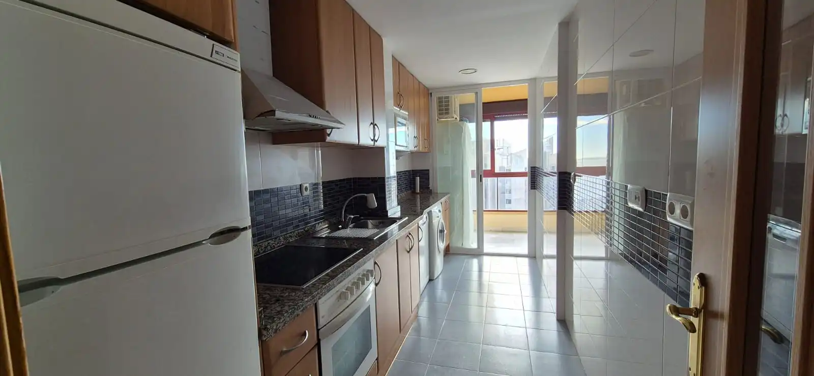 Kitchen of Flat for sale in Benidorm  with Air Conditioner, Terrace and Furnished