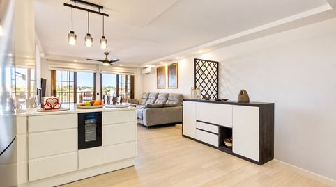 Foto 3 de Casa adosada en venta en Los Pacos, Fuengirola
