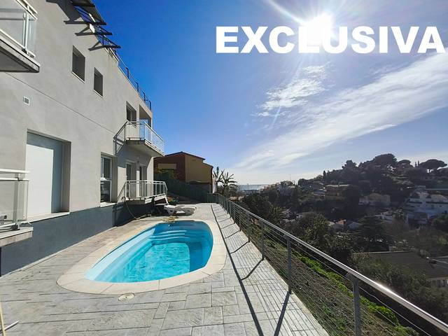 Casa-chalet en Venta en Santa Susanna