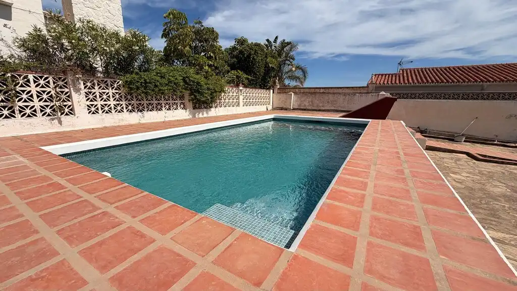 Piscina de Casa o chalet de alquiler en Vélez-Málaga con Jardín privado, Piscina y Amueblado