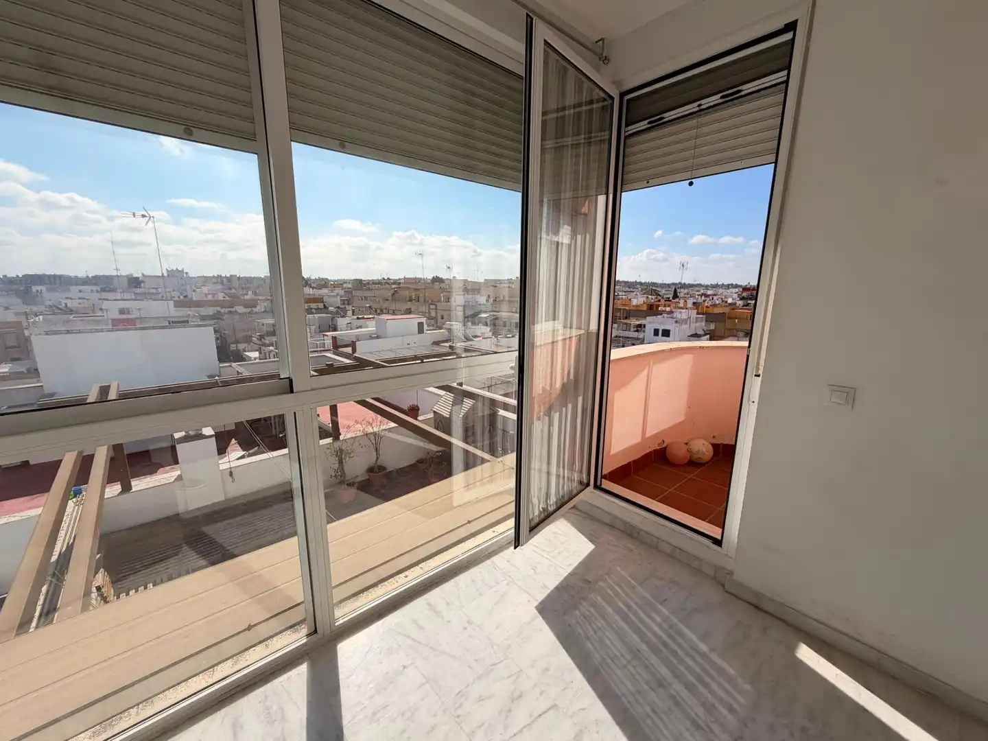 Terraza de Piso en venta en Sevilla con Aire acondicionado, Terraza y Piscina